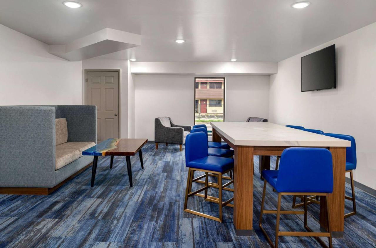 La Quinta Inn By Wyndham Columbus Airport Area Kültér fotó