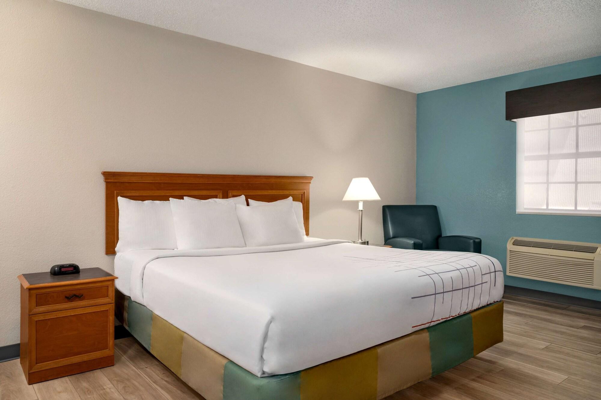 La Quinta Inn By Wyndham Columbus Airport Area Kültér fotó